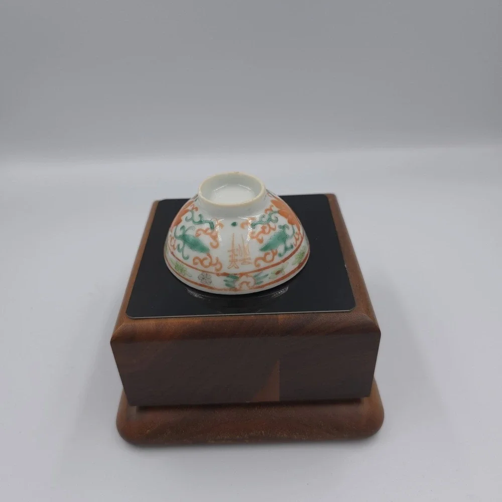 Antique Chinese Porcelain Teacup Famille Rose Bat Shou Late Quing Early 20th